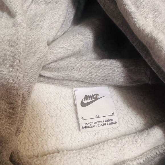 Nike Men's Gray Hoodie - Picture 2 of 3